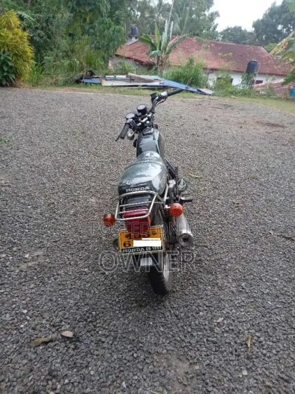 Honda CB 125 1993 Motorbike (Used)