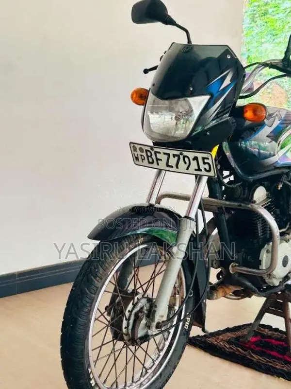 Bajaj CT-100 2017 Motorbike (Used)