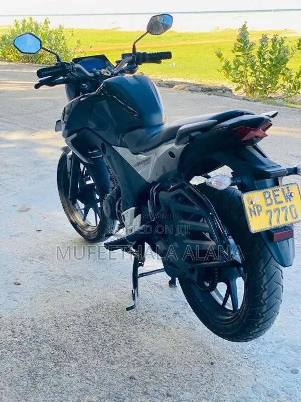Honda Hornet 2016 Motorbike (Used)