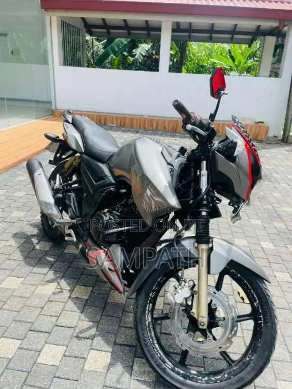 TVS Apache RTR 180 Double 2015 Motorbike (Used)