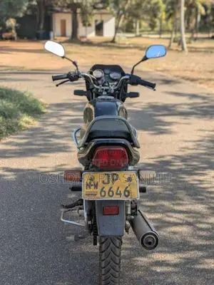Bajaj Caliber 2005 motorcycle (Used)