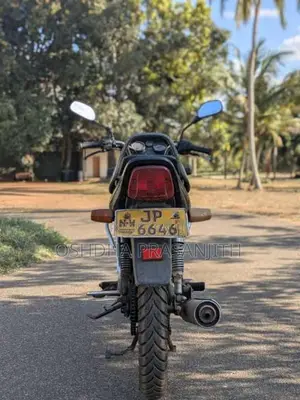 Bajaj Caliber 2005 motorcycle (Used)