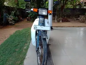 Honda Super Cub 2002 Motorbike (Used)