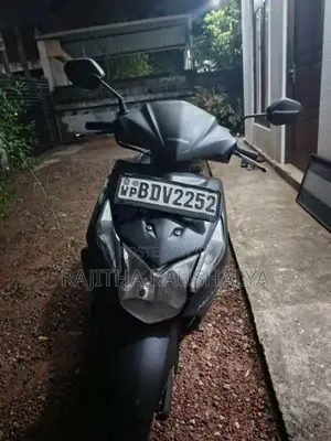 Honda Dio 2016 Motorbike (Used)
