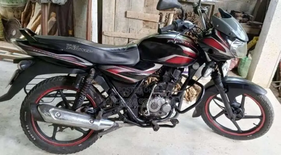 Bajaj Discover 2010 Motorbike (Used)