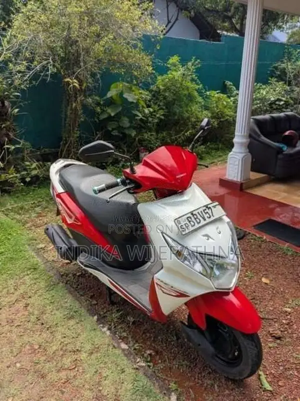Honda Dio 2014 Motorbike (Used)