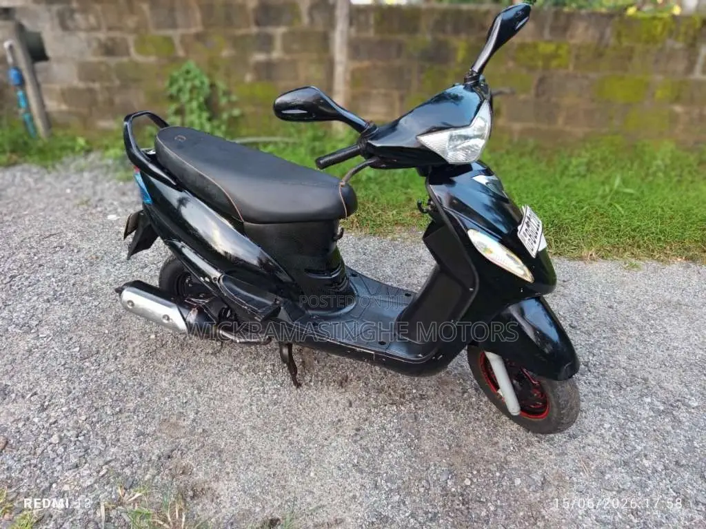 Mahindra Uzo 2018 Motorbike (Used)