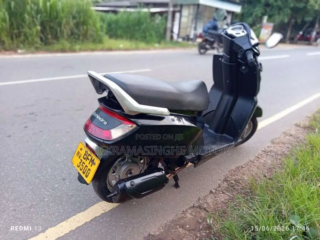 Mahindra Gusto 2017 Motorbike (Used)