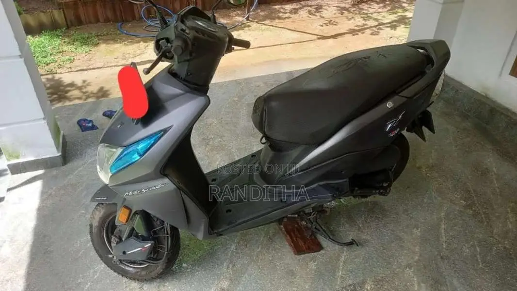 Honda Dio 2016 Motorbike (Used)