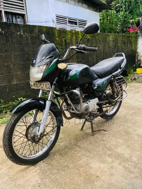 Bajaj Caliber 2004 Motorbike (Used)
