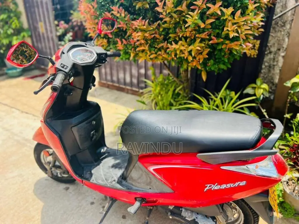 Hero Pleasure 2014 Motorbike (Used)
