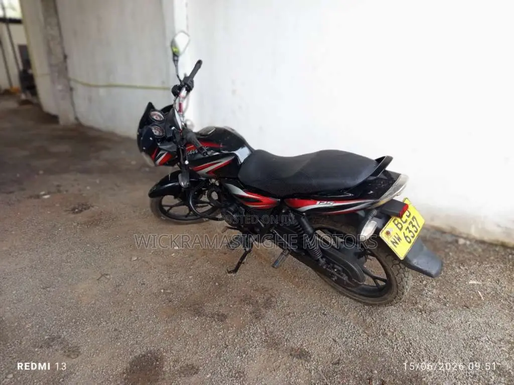 Bajaj Discover 125 2017 Motorbike (Used)