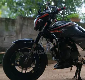 Hero CBZ Xtreme Sport 2015 Motorbike (Used)