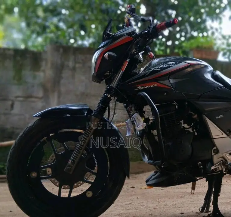 Hero CBZ Xtreme Sport 2015 Motorbike (Used)