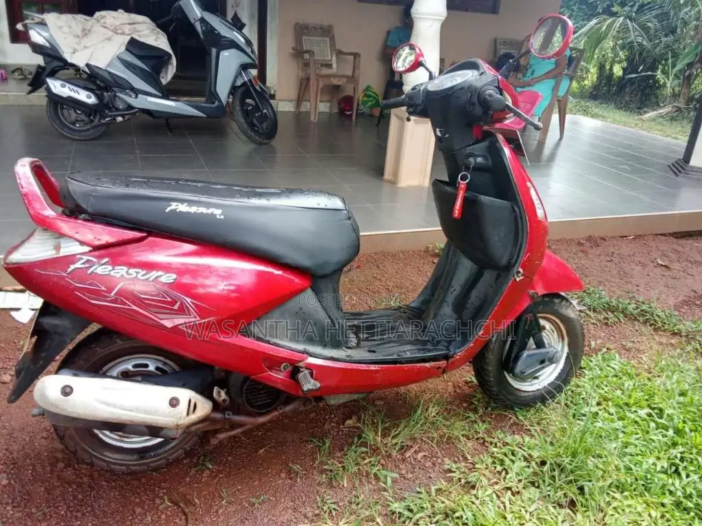 Hero Pleasure 2011 Motorbike (Used)