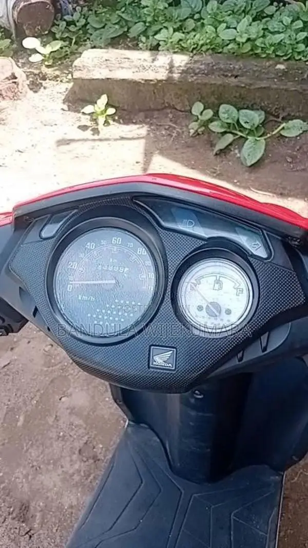Honda Dio 2014 Motorbike (Used)