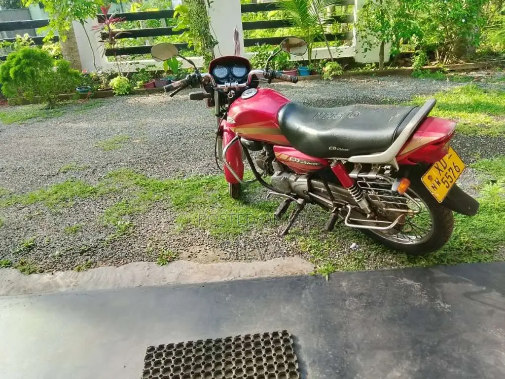 Hero-Honda CD Deluxe 2011 Motorbike (Used)