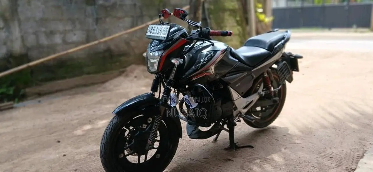 Hero CBZ Xtreme Sport 2015 Motorbike (Used)
