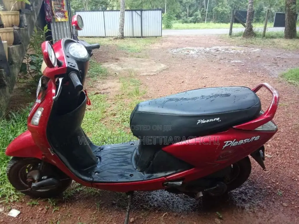 Hero Pleasure 2011 Motorbike (Used)
