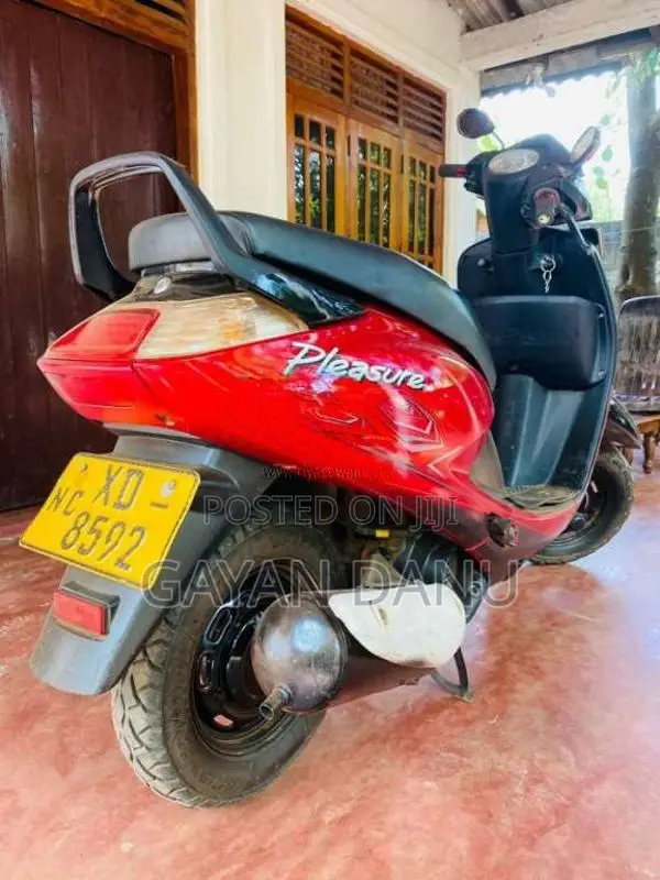 Hero Pleasure 2011 Motorbike (Used)