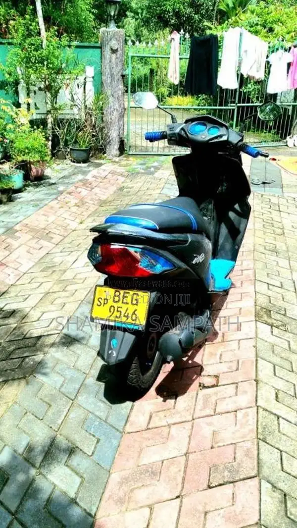 Honda Dio 2016 Motorbike (Used)