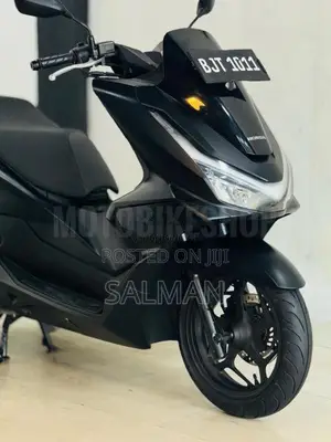 Honda PCX 160 2025 Motorbike (Used)