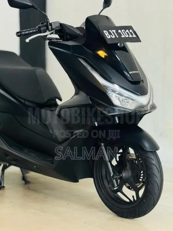 Honda PCX 160 2025 Motorbike (Used)