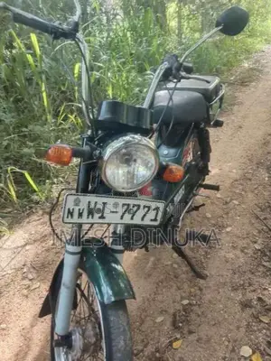 TVS XL Super Heavy Duty 2010 Motorbike (Used)