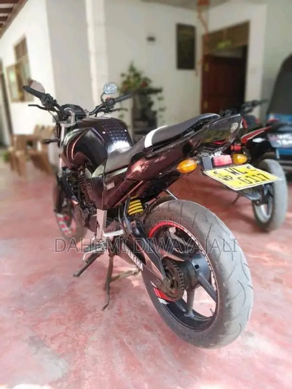 Yamaha Fz 2011 Motorbike (Used)