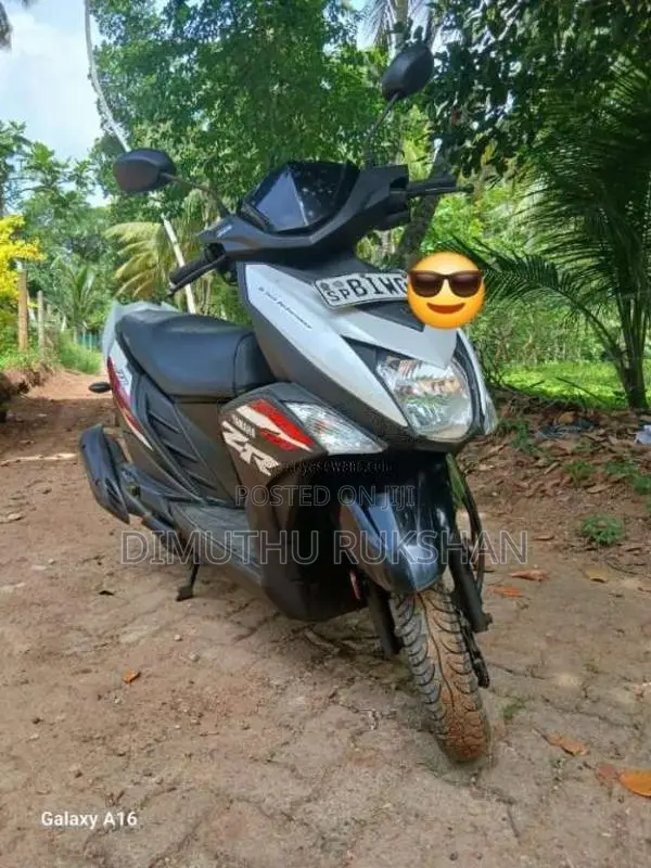 Yamaha Zr 2020 Motorbike (Used)