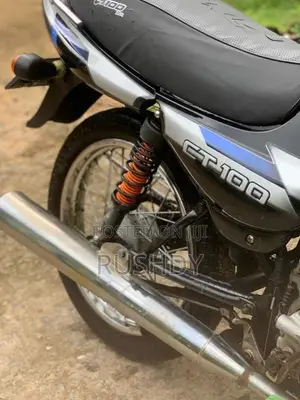 Bajaj Bajaj 2014 Motorbike (Used)