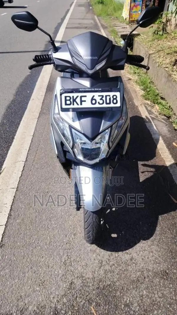 Honda Dio Dx 2025 Motorbike (Used)