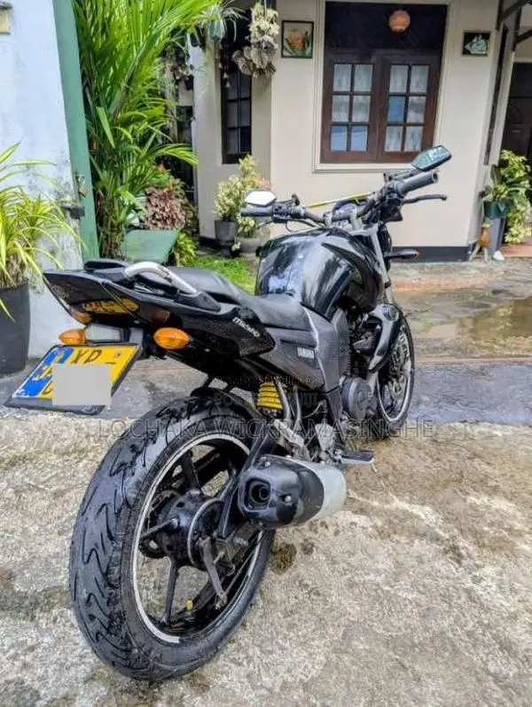Yamaha FZ 2011 Motorbike (Used)