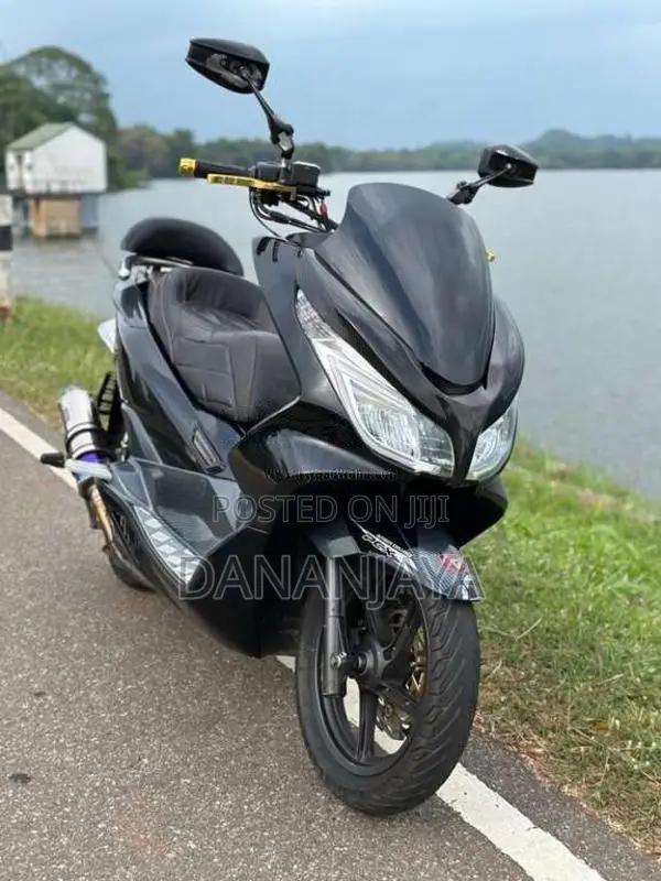 Honda Pcx 2017 Motorbike (Used)