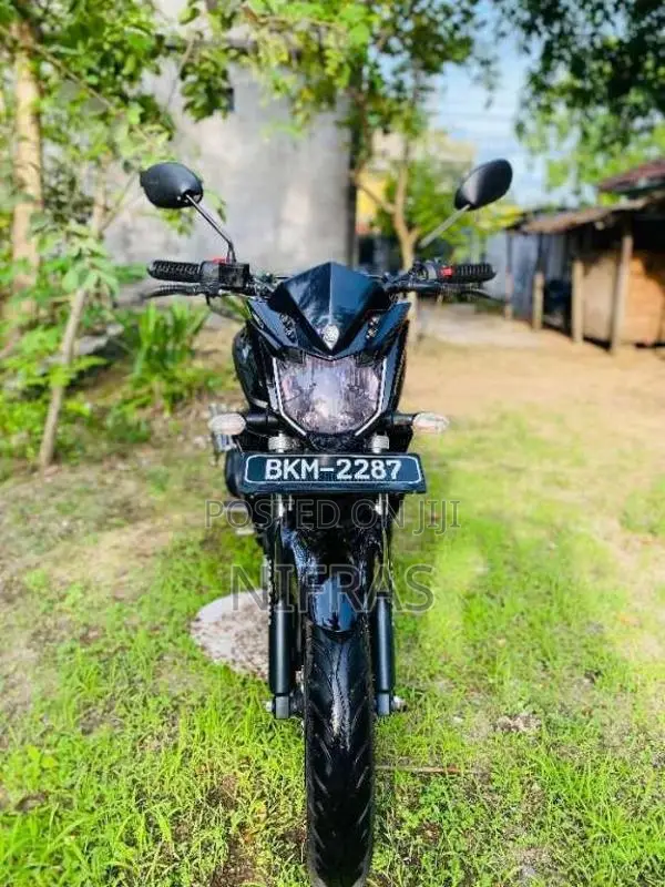 Yamaha Fz Version 2.0 2025 Motorbike (Used)