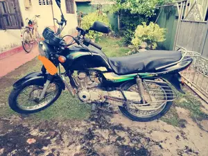 Bajaj Caliber 2003 Motorbike (Used)