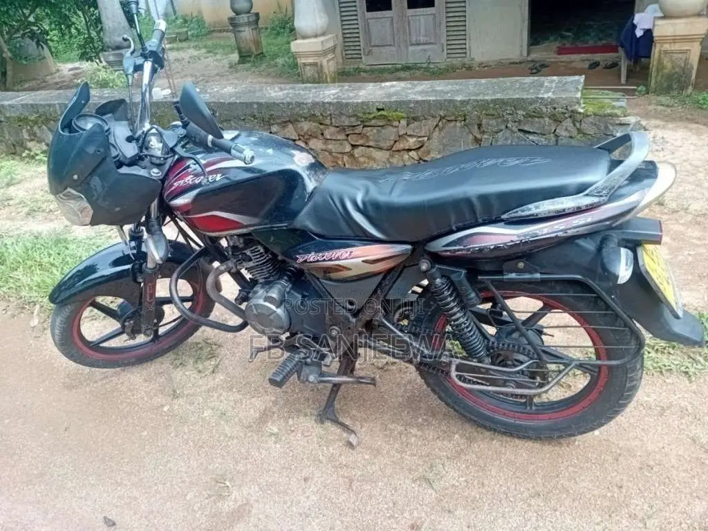 Bajaj Discover 100 2010 motorcycle (Used)