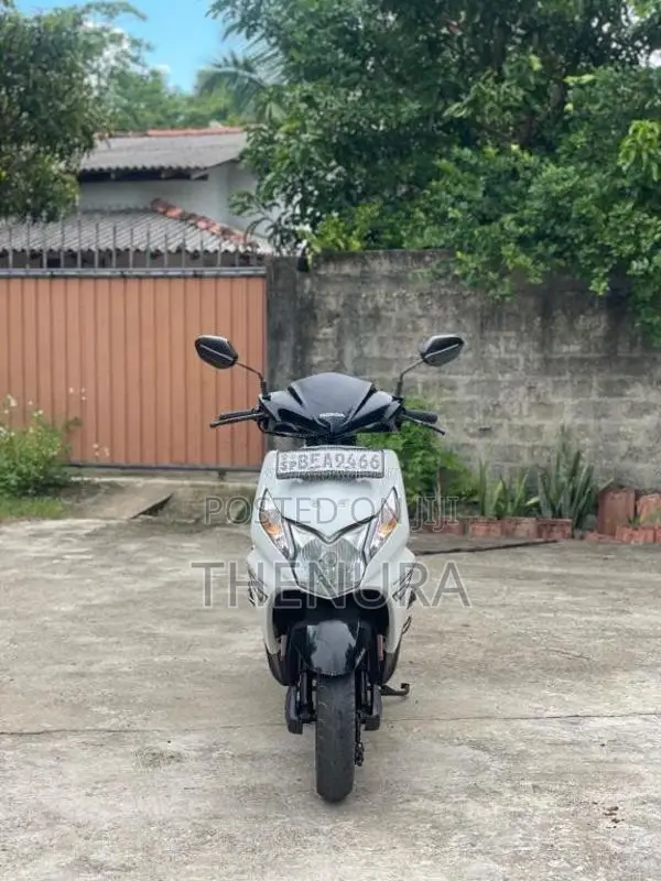 Honda Dio 2016 Motorbike (Used)