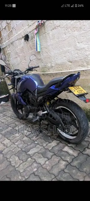 Yamaha FZ 2013 Motorbike (Used)