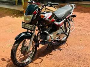 Bajaj CT-100 2015 Motorbike (Used)