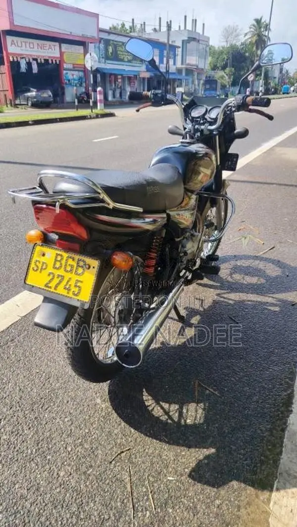 Bajaj CT-100 2017 Motorbike (Used)