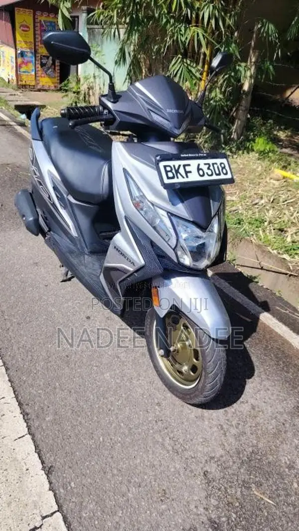 Honda Dio Dx 2025 Motorbike (Used)