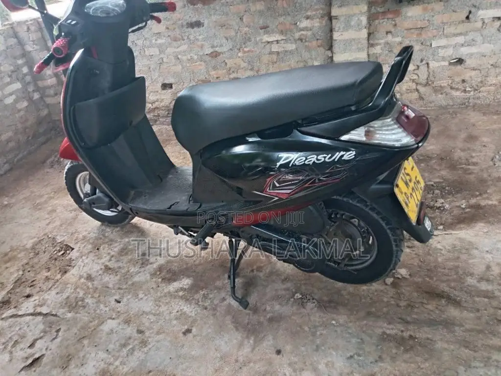 Hero Pleasure 2011 Motorbike (Used)