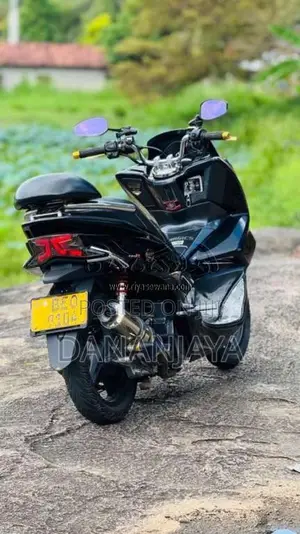 Honda Pcx 2017 Motorbike (Used)