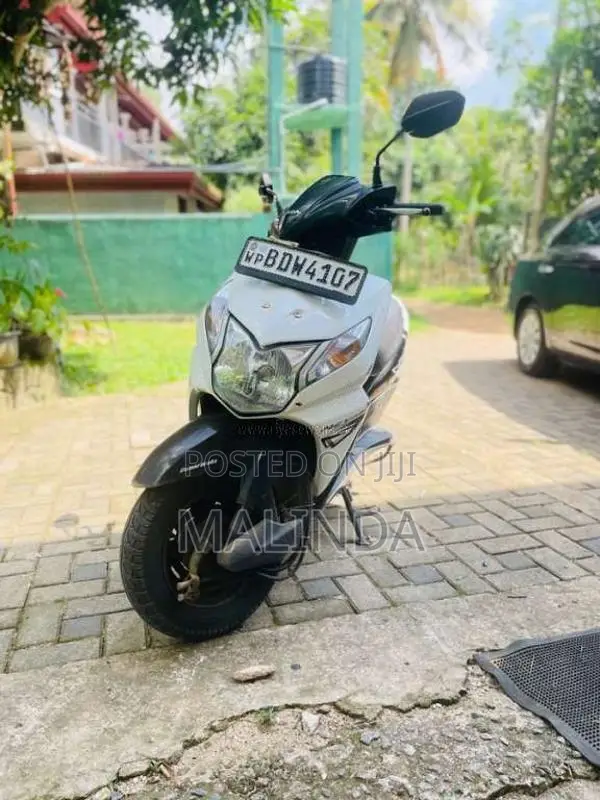 Honda Dio 2016 Motorbike (Used)
