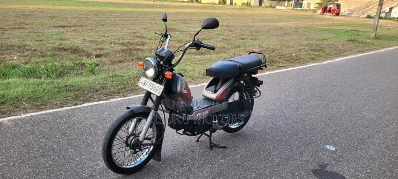 TVS XL 100 2017 Motorbike (Used)