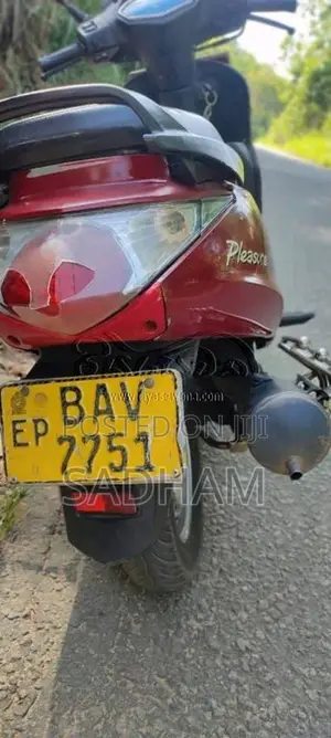 Hero Pleasure 2013 Motorbike (Used)