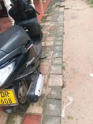 Hero Pleasure 2016 Motorbike (Used)