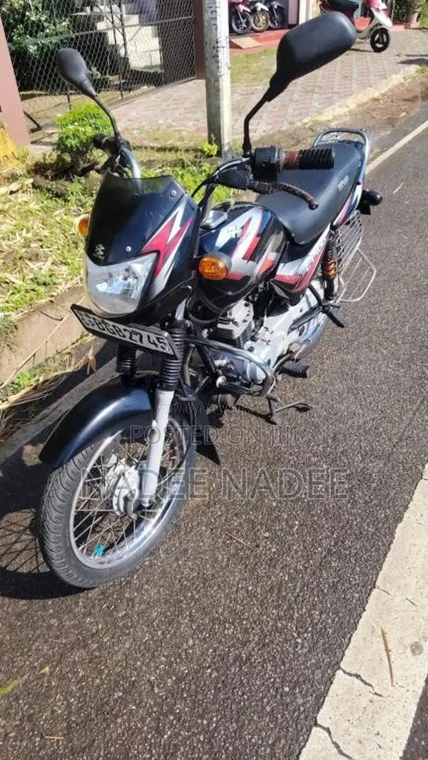 Bajaj CT-100 2017 Motorbike (Used)