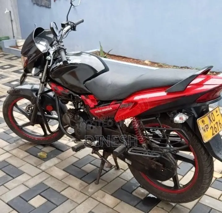 Hero-Honda Glamour 2012 Motorbike (Used)